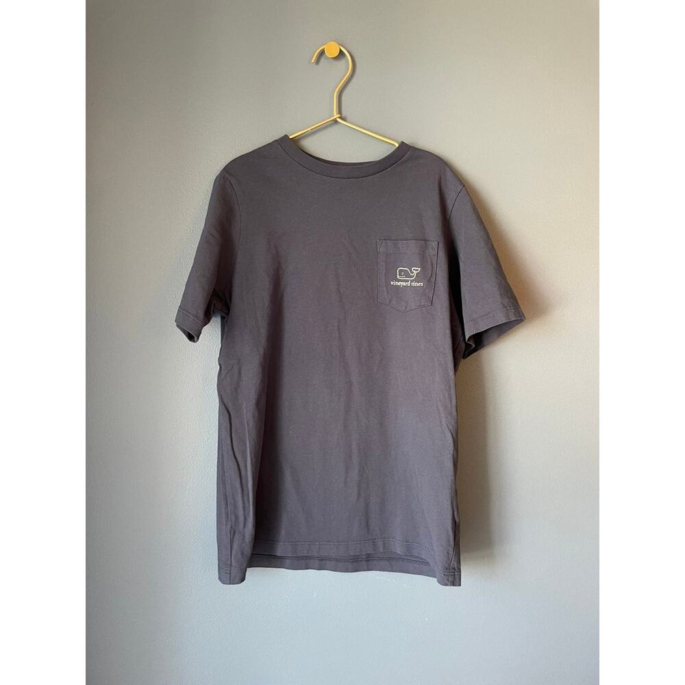 Vineyard‎ Vines shirt